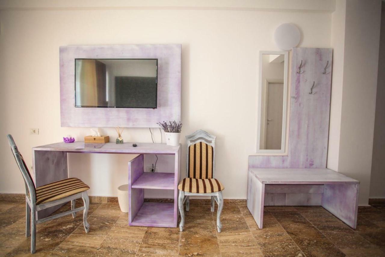 Lavender Villa Navodari Exterior photo
